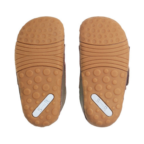 A boys pre-walker by Start-Rite, style Bear Hug in brown bark, with a bears face on the velcro strap. Sole view of a pair.