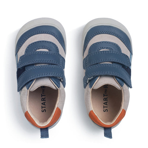 A Start-Rite boys casual shoe in style Duel, colour denim/blue multi with two velcro straps and heel and toe bumpers. Top view of pair.
