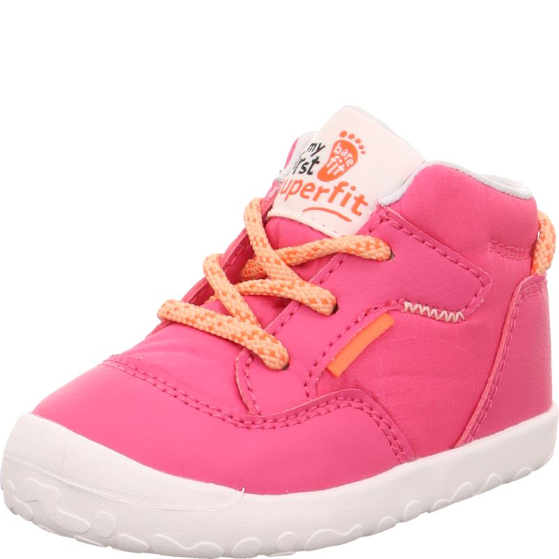 A girls first boot by Superfit, style Flummi in fuxia with lace fastening. Left angled view. Featuring bare fit branding.