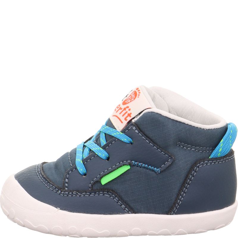 A boys first boot by Superfit, style Flummi in blue, lace fastening. Left side view. Featuring bare fit logo