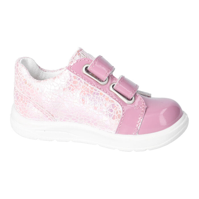 A girls casual soe by Ricosta, style Jasmine in sucre pink/murano with two velcro straps, one with a flower on and a holographic pattern on side. Inner left side view