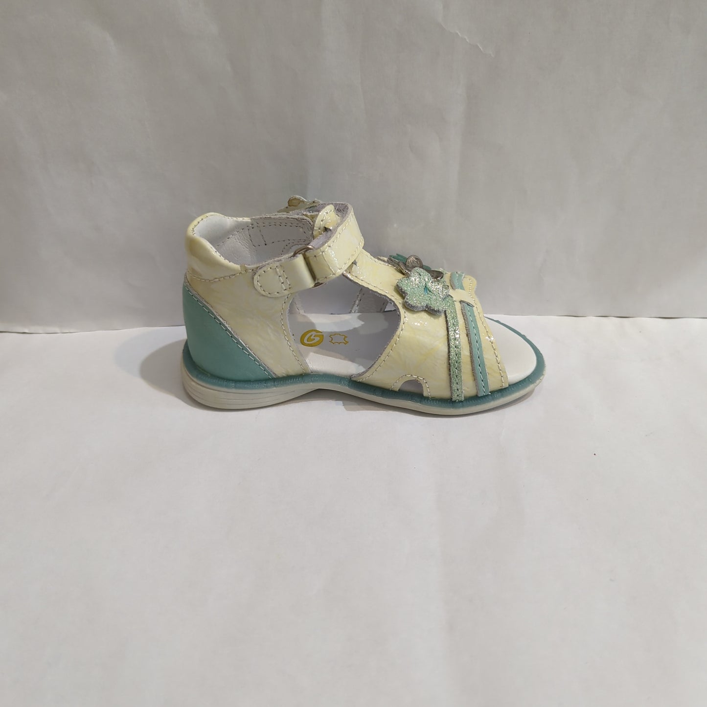 GBB | Outlet/Sale | Bergere | Girls Open Toe Sandal | Cream/Blue