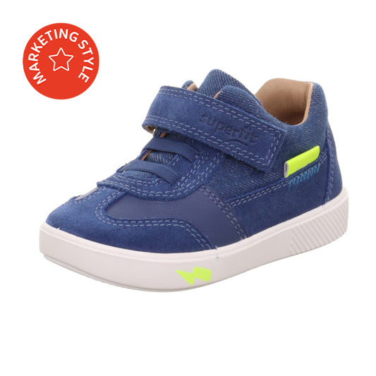 A  boys trainer by Superfit , style Supies 1-000781-8000, in blue with yellow accents and double velcro fastening. Right side view.