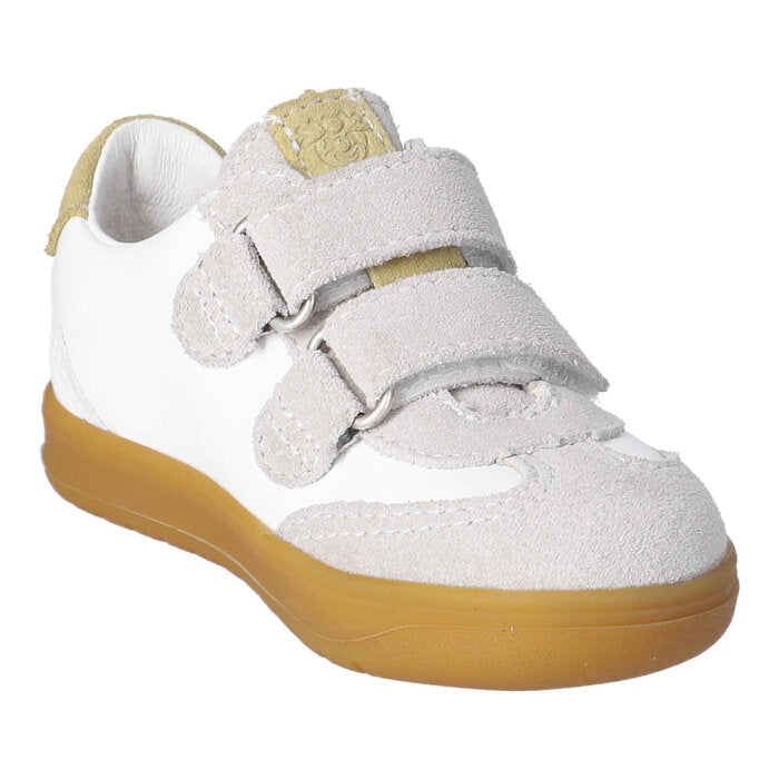 A girls casual shoe by Ricosta, style Dakota in white/pink with pink stripe detail on the side and beige detail on ankle and tongue. Left side view