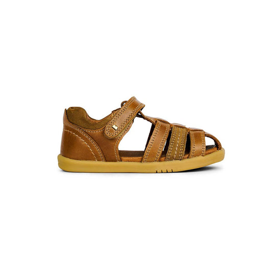 A unisex sandal by Bobux, style Roam (I-Walk) in Caramel with velcro strap. Right side view
