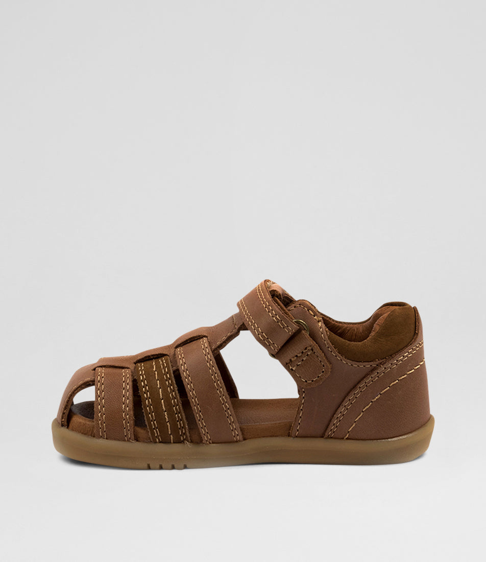 A unisex sandal by Bobux, style Roam (I-Walk) in Caramel with velcro strap. Inner right side view