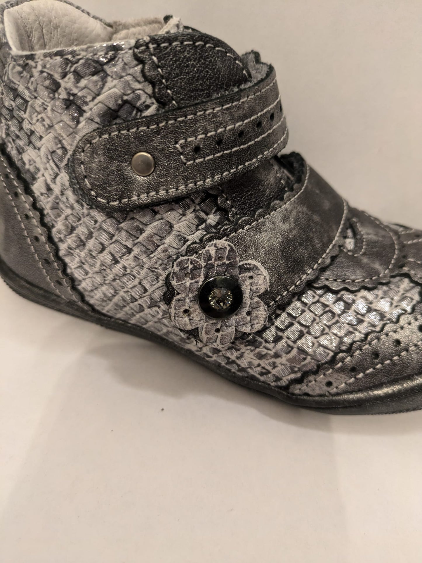 Bellamy | Girls Boots | Silver / Grey | Size EU27 / UK 9