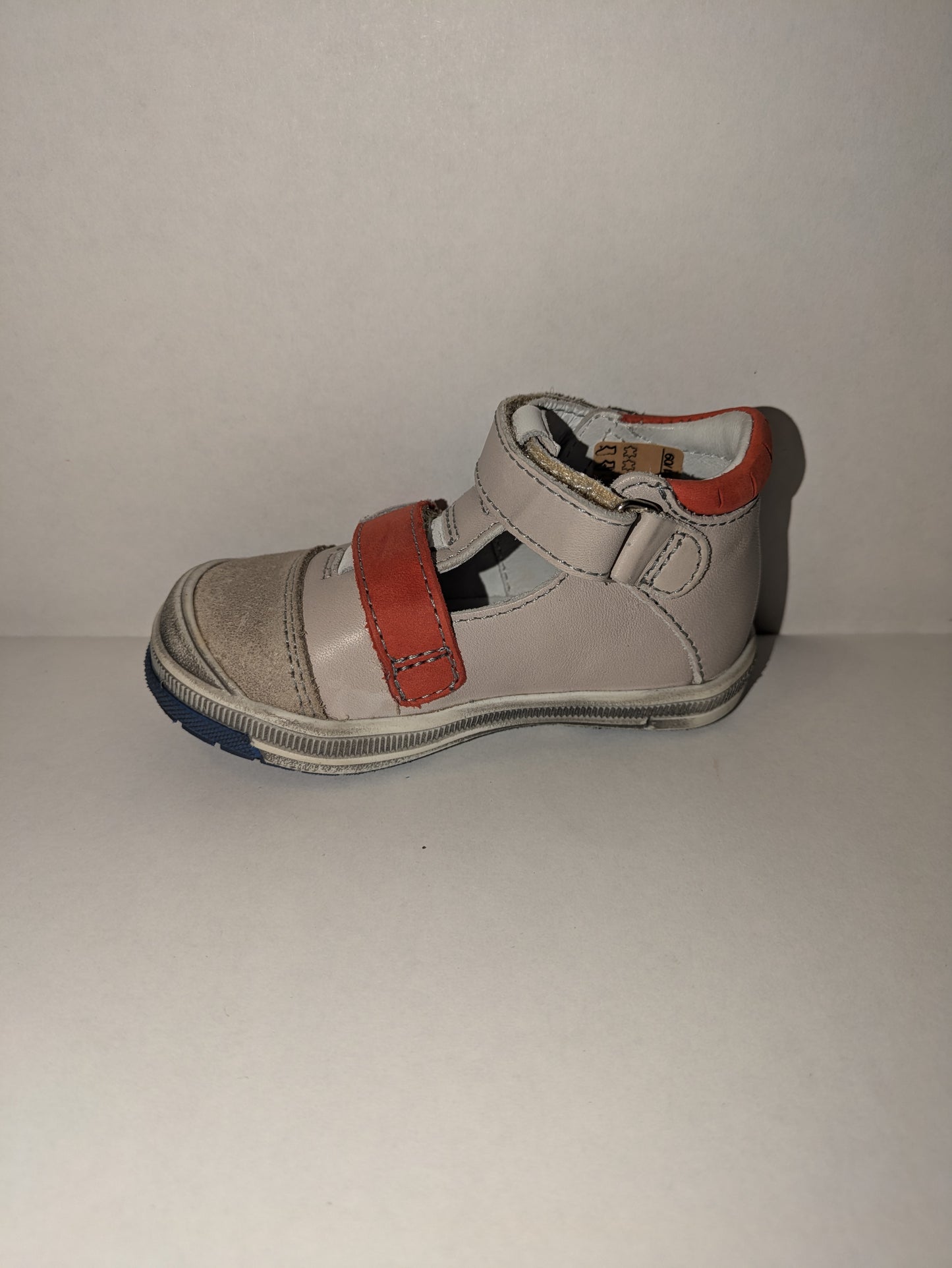 GBB | Sorel Boys Closed Toe Sandals | Grey and Red | Size EU20 / UK4