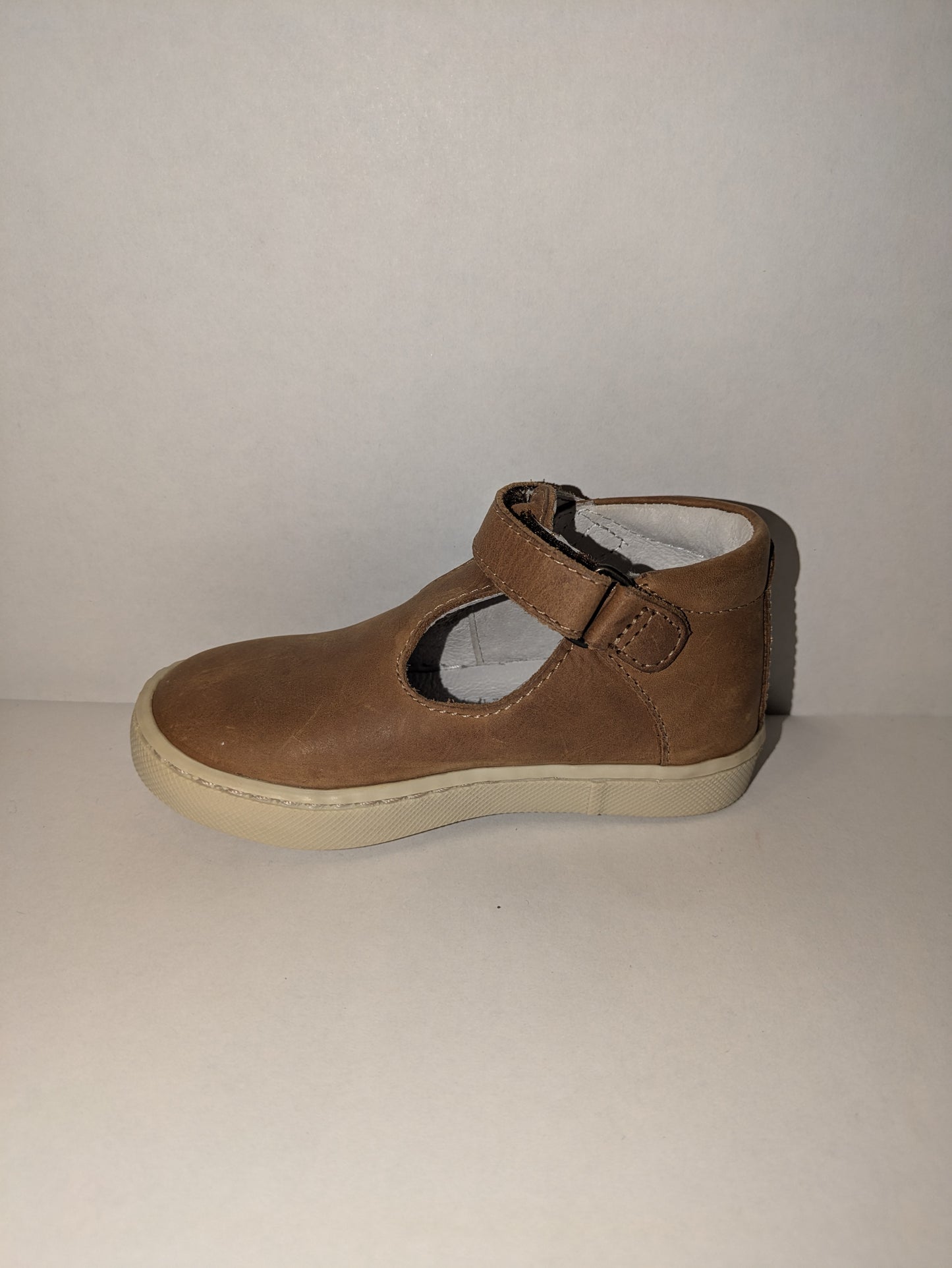 GBB | Boys T-Bar Shoes | Tan | Size EU24 / UK7