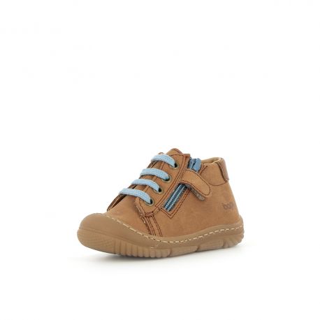 A boys first shoe by Bopy, style Jejoc in tan with lace / zip fastening. Inside view.