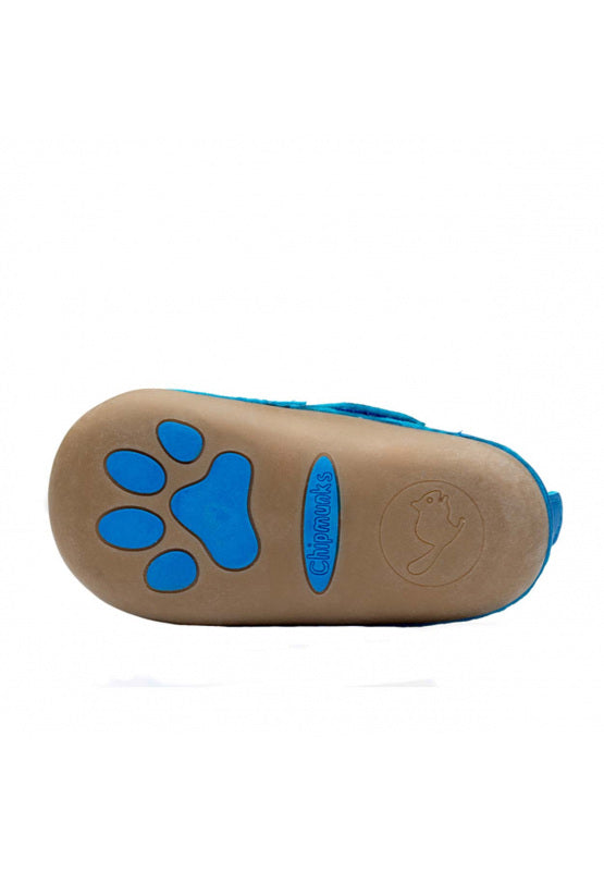 A unisex pre walker by Chipmunks, style Dara Dino, in blue with dinosaur design and velcro fastening. View of sole.
