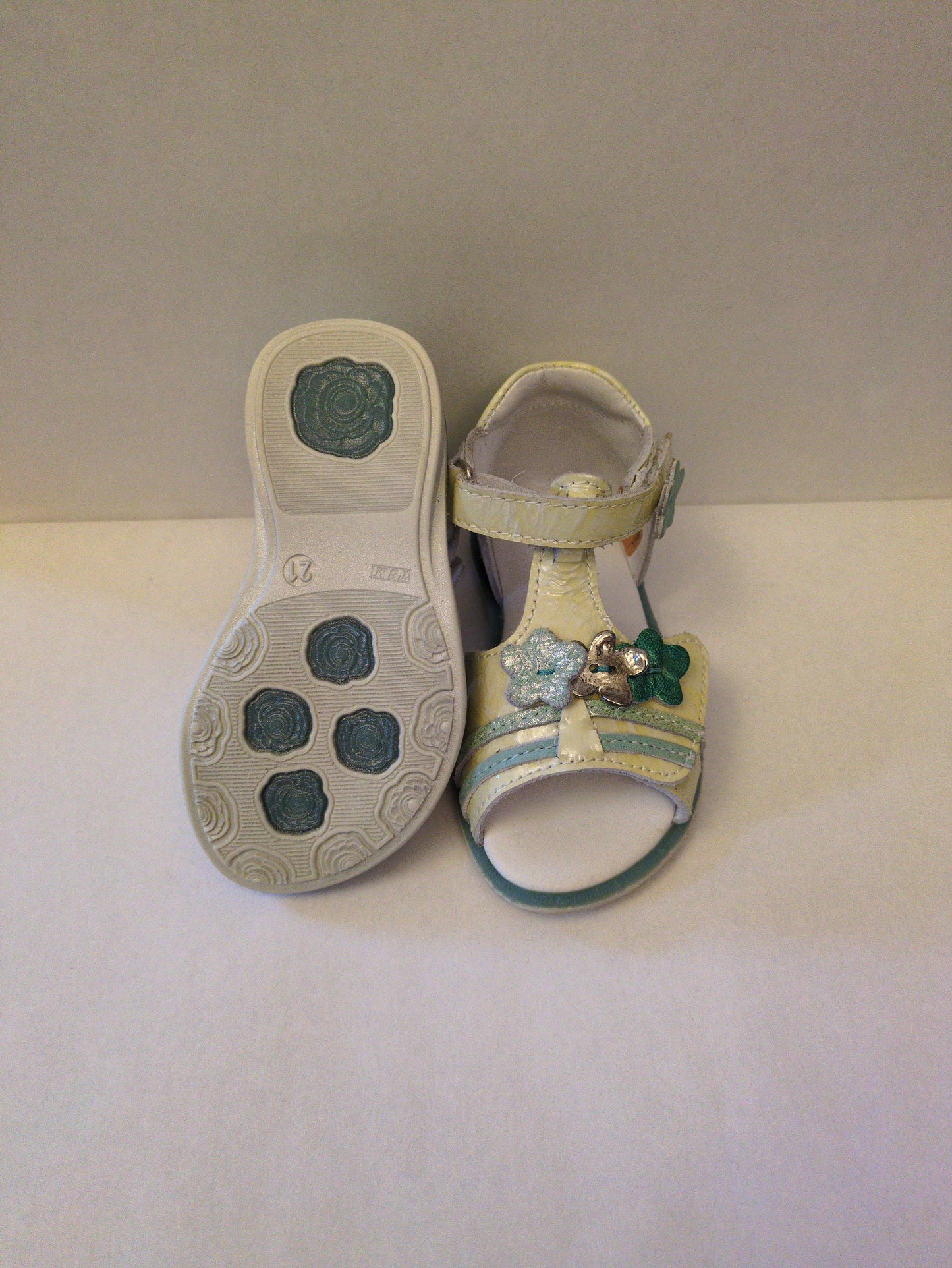 GBB | Girls Open Toe Sandals | Winter White Shine | Size EU21 / UK4.5