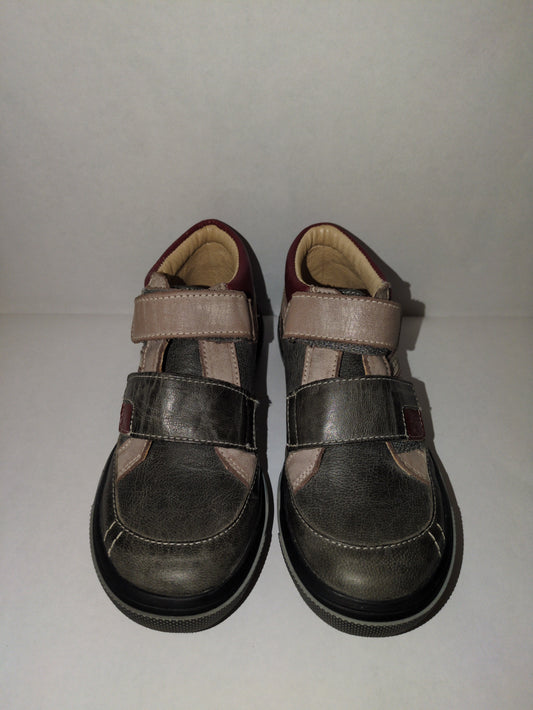 GBB | Outlet | Boys Shoe | Grey/Red | Size EU31 / UK12.5